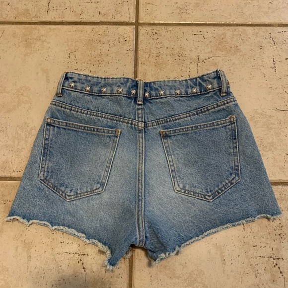 Zara TRF Authentic Denim Studded High Waist Cutoff Shorts - Size EUR 34 / US 02 - Picture 2 of 5